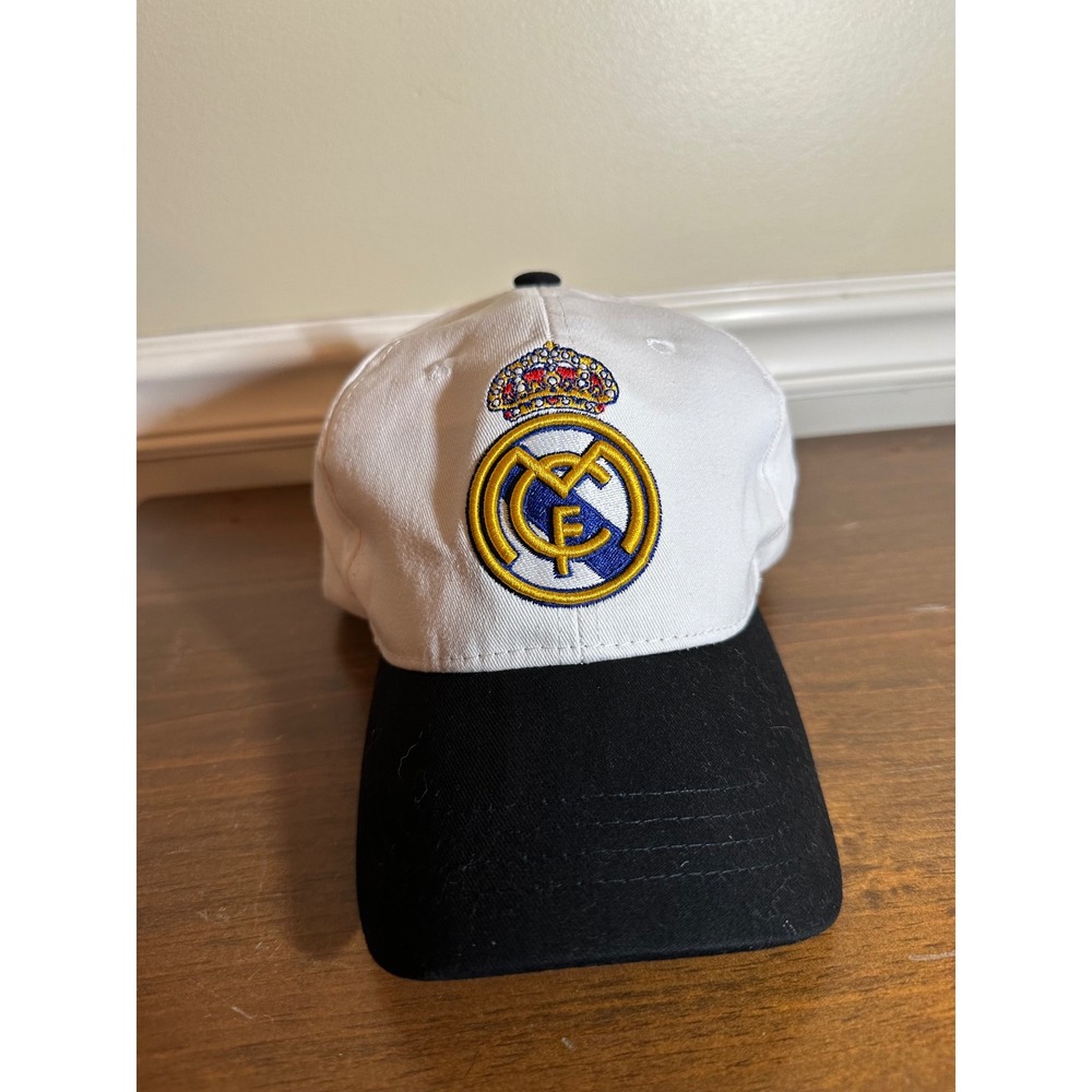 Real Madrid CF Soccer Hat White Black Snapback Cap Icon Sports Group 100% Cotton